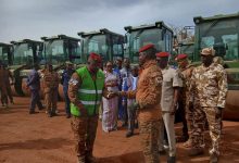 Développement des infrastructures : Faso Mêbo et le génie militaire reçoivent 204 engins de terrassement